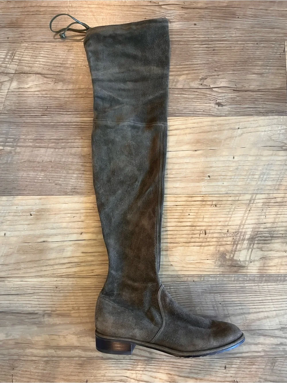 STUART WEITZMAN Over-the-Knee Suede Boots- size 6M EUC